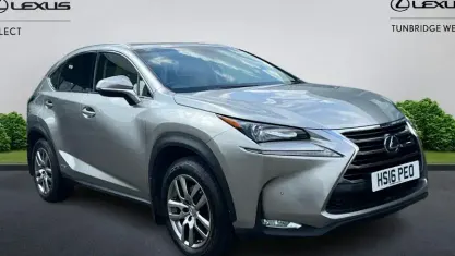 Used Lexus NX300h Luxury Line 197 HP (144 kW) 2016 Silver SUV
