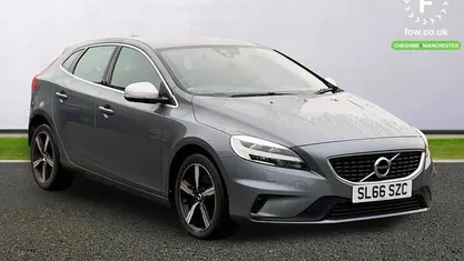 Used Volvo V40 R-Design 122 HP (89 kW) 2019 Hatchback