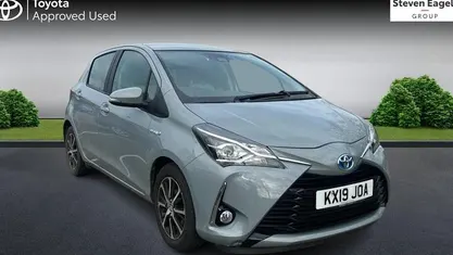 Used Toyota Yaris Hybrid 101 HP (74 kW) 2019 Hatchback