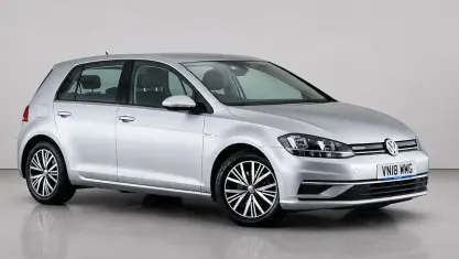 Used VW Golf VII SE 131 HP (96 kW) 2018 Silver Hatchback