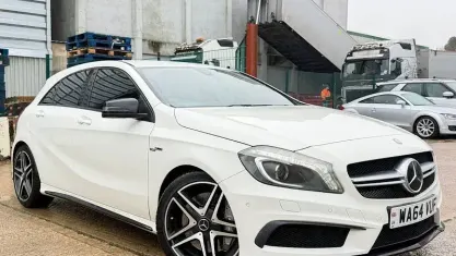 Begagnad Mercedes A45 AMG AMG 360 HK (264 kW) 2014 Vit Halvkombi