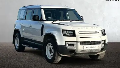 Used Land Rover Defender SE 249 HP (183 kW) 2023 SUV