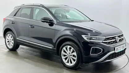 Used VW T-Roc Style 150 HP (110 kW) 2024 Black SUV
