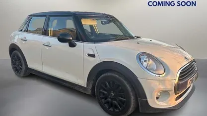 White Used 2016 Mini Cooper Hatch Hatchback | £7,150 (Good price)