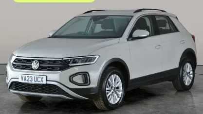 Usado VW T-Roc Life 110 HP (80 kW) 2023 SUV