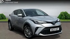 Silver metallic Used 2022 Toyota C-HR SUV | £21,612 (Fair price)