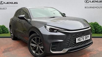 Usado Lexus LBX 136 CV (100 kW) 2025 Gris SUV