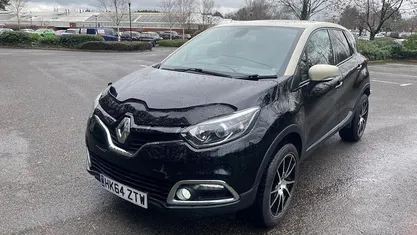 Black/cream Used 2015 Renault Captur Dynamique SUV | £5,595 (Fair price)