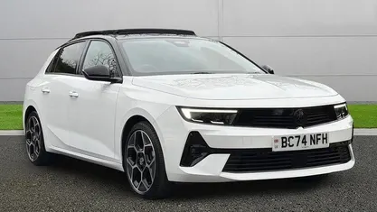 Used Vauxhall Astra Ultimate 131 HP (96 kW) 2026 Estate