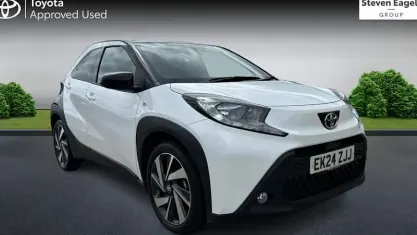 Used Toyota Aygo X 72 HP (52 kW) 2024 White SUV