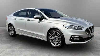 Usado Ford Mondeo Titanium 150 CV (110 kW) 2021 Utilitario