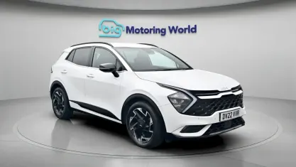 Used Kia Sportage GT-Line 150 HP (110 kW) 2022 White SUV