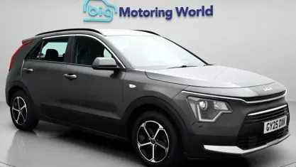Używany Kia Niro 129 KM (94 kW) 2025 Szary SUV