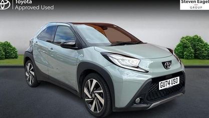 Used Toyota Aygo X 72 HP (52 kW) 2024 Green SUV