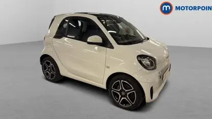 Used Smart ForTwo Coupé Premium 60 kW (82 HP) 2021 White Hatchback