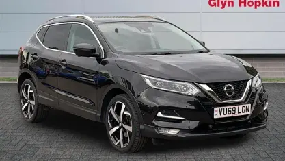 Używany Nissan Qashqai Tekna 160 KM (117 kW) 2020 Czarny SUV