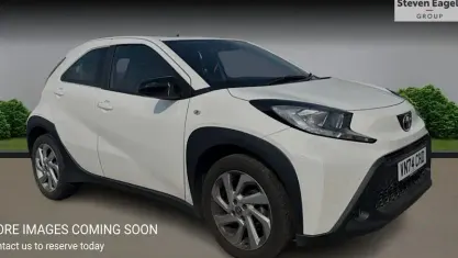 Used Toyota Aygo X PURE 72 HP (52 kW) 2025 SUV