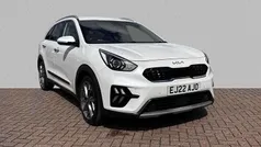 White Used 2022 Kia Niro 3 SUV | £16,860 (Fair price)