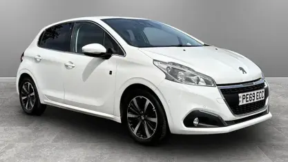 Used Peugeot 208 82 HP (60 kW) 2019 Hatchback