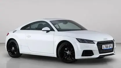 Used Audi TT S-Line 180 HP (132 kW) 2016 White Coupe