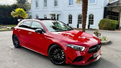 Usado Mercedes A35 AMG Premium Plus 306 HP (225 kW) 2022 Citadino