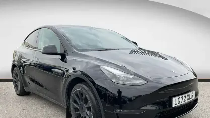 Used Tesla Model Y Long Range AWD 286 kW (389 HP) 2025 SUV
