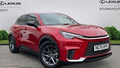 Usado Lexus LBX 136 CV (100 kW) 2025 Rojo SUV