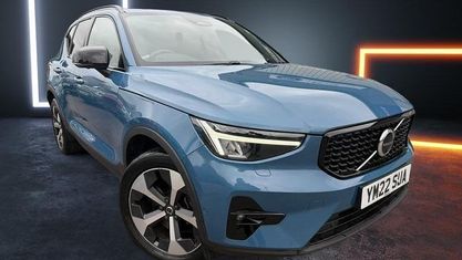Begagnad Volvo XC40 Ultimate 197 HK (144 kW) 2023 SUV