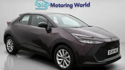 Used Toyota C-HR 140 HP (102 kW) 2024 Purple SUV