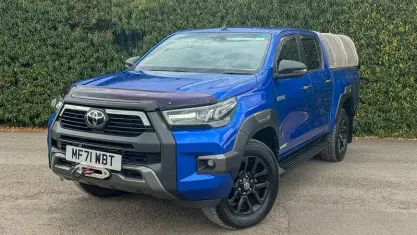 Used Toyota HiLux 204 HP (150 kW) 2021 Blue Pickup