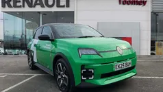 Used 2025 Renault R5 Komfort Hatchback | £27,490 (Fair price)