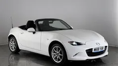 White Used 2018 Mazda MX5 Cabriolet | £11,350 (Good price)