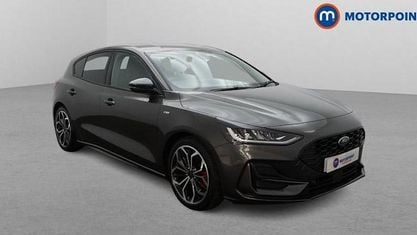 Second-hand Ford Focus ST-Line X 155 CP (114 kW) 2024 Gri Hatchback