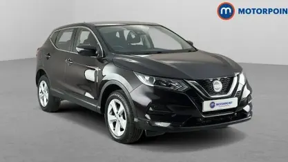 Used Nissan Qashqai Acenta Premium 140 HP (102 kW) 2020 Black SUV