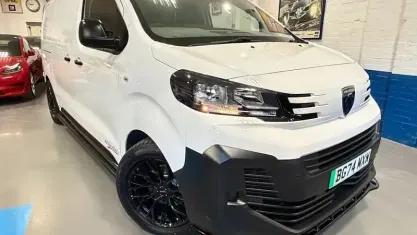 New Peugeot e-Expert 100 kW (136 HP) 2025 Van