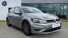 Used 2018 VW Golf VII SE Hatchback | £17,138 (Fair price)