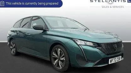 Used Peugeot 308 SW Allure 131 HP (96 kW) 2024 Estate