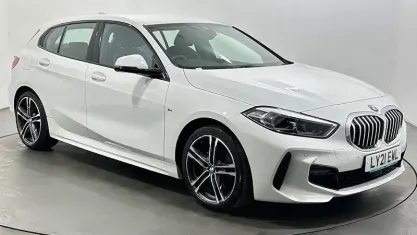 Used BMW 118 M Sport 136 HP (100 kW) 2021 White Hatchback