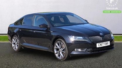 Używany Skoda Superb SportLine 280 KM (205 kW) 2017 Czarny Hatchback