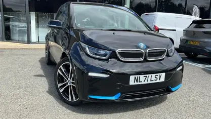 Used BMW i3 Comfort Edition 135 kW (184 HP) 2022 Hatchback