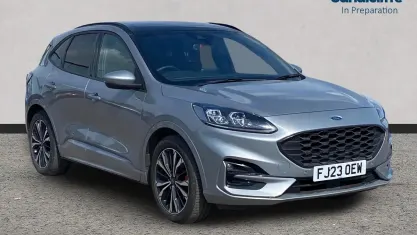 Używany Ford Kuga ST-Line X 190 KM (139 kW) 2023 Srebrny SUV