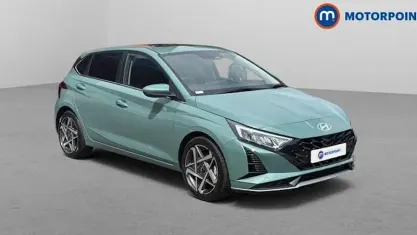 Used Hyundai i20 Ultimate 101 HP (74 kW) 2025 Green Hatchback