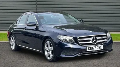 Used Mercedes E220 Premium 194 HP (142 kW) 2018 Blue Sedan