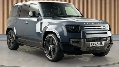 Used Land Rover Defender HSE Dynamic 300 HP (220 kW) 2022 Nebelquell blue SUV