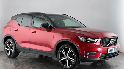 Used Volvo XC40 R-Design 190 HP (139 kW) 2018 SUV