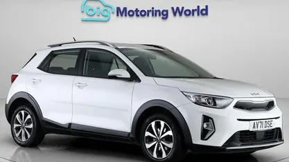 Second-hand Kia Stonic 101 CP (74 kW) 2024 SUV
