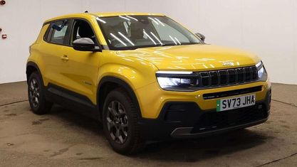 Begagnad Jeep Avenger Longitude 114 kW (156 HK) 2025 SUV