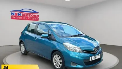 Used Toyota Yaris 69 HP (50 kW) 2013 Hatchback