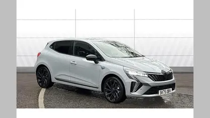 Used 2025 Renault Clio V Esprit Alpine Hatchback | £21,490 (Fair price)
