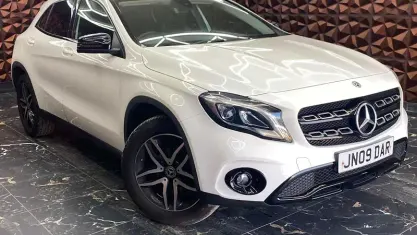 Used Mercedes GLA180 Urban 122 HP (89 kW) 2020 SUV